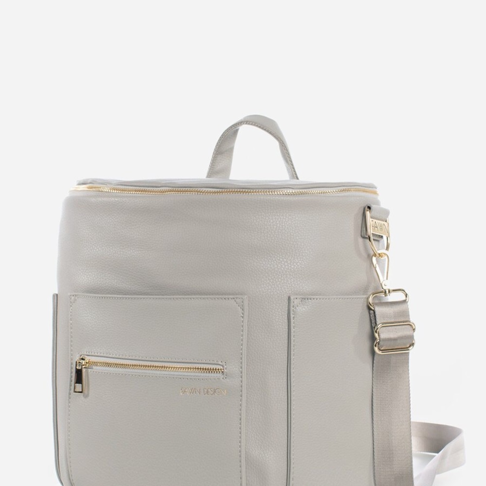 FAWN Design Fashionable and Functional bag.